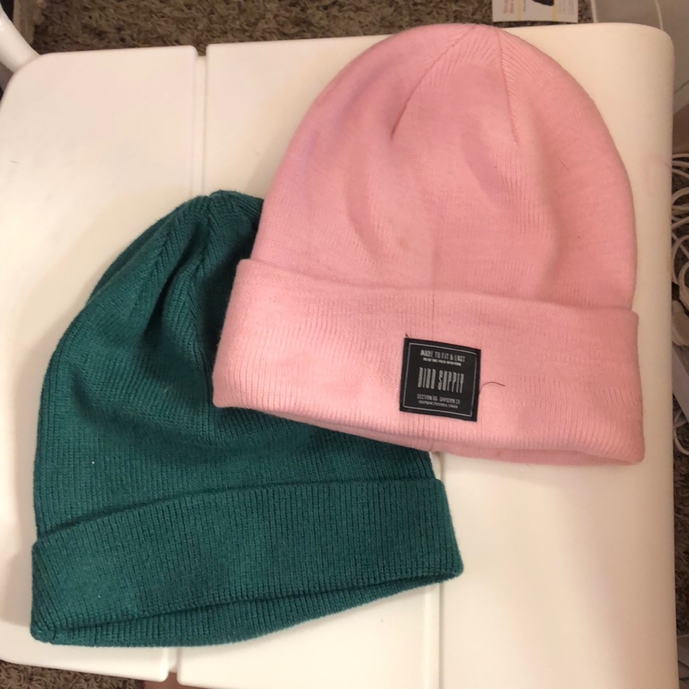 $5/20 Beanie Set